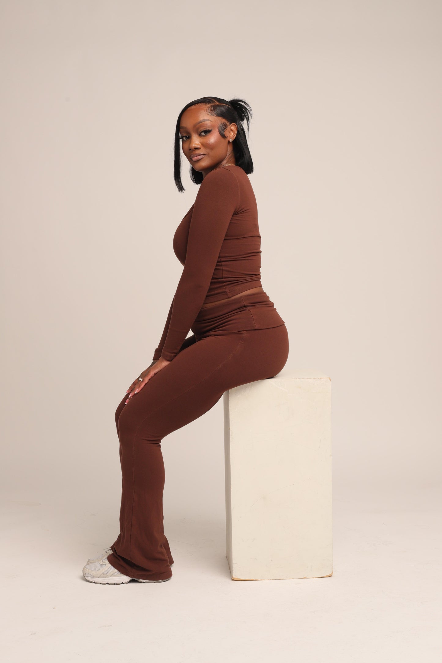 Baesics Lounge Set (brown)